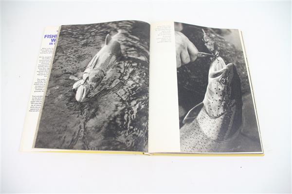 Grote foto the fisherman world in pictures slava stochl boek sport en fitness vissport
