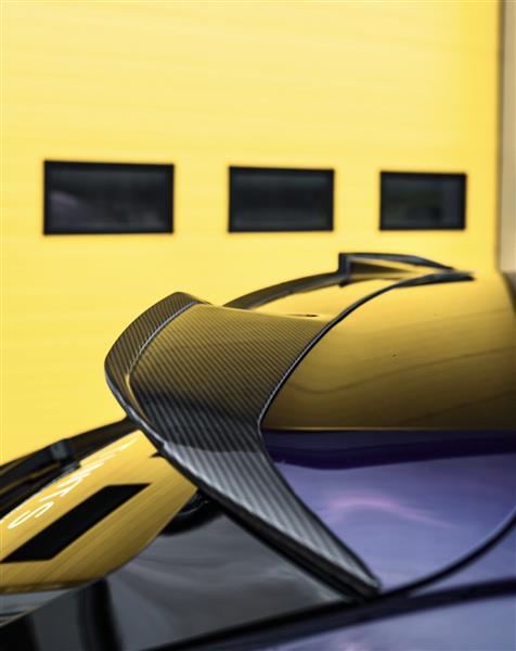 Grote foto audi rsq8 carbon kofferbak dak spoiler auto onderdelen tuning en styling