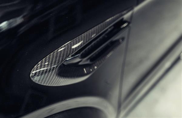 Grote foto bentley bentayga carbon zijscherm logo auto onderdelen tuning en styling