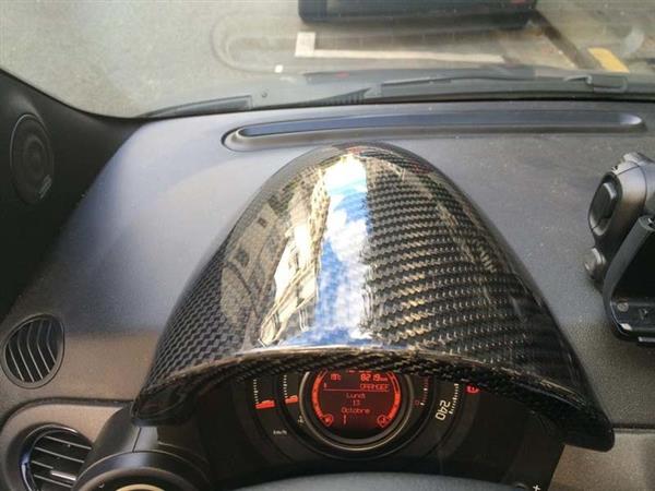 Grote foto fiat abarth 500 595 carbon fiber instrument display cover lhd auto onderdelen tuning en styling