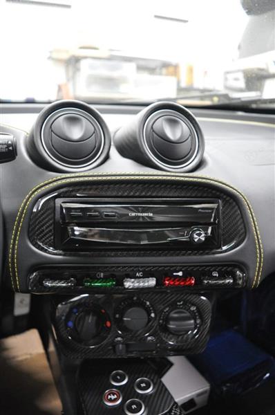 Grote foto alfa romeo 4c carbon fiber radio cover frame auto onderdelen tuning en styling