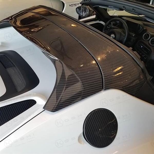 Grote foto alfa romeo 4c carbon fiber roll bar en achterspoiler auto onderdelen tuning en styling