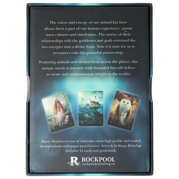 Grote foto divine animals oracle stacey demarco engelse editie boeken overige boeken