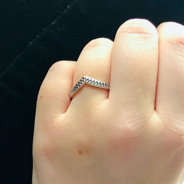 Grote foto zilveren v ring chevron met dots sieraden tassen en uiterlijk ringen voor haar