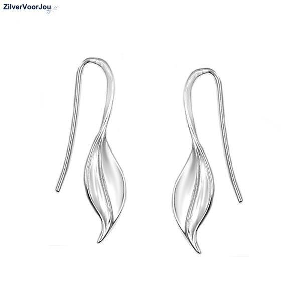 Grote foto zilveren blad oorhangers met grote haak sieraden tassen en uiterlijk oorbellen