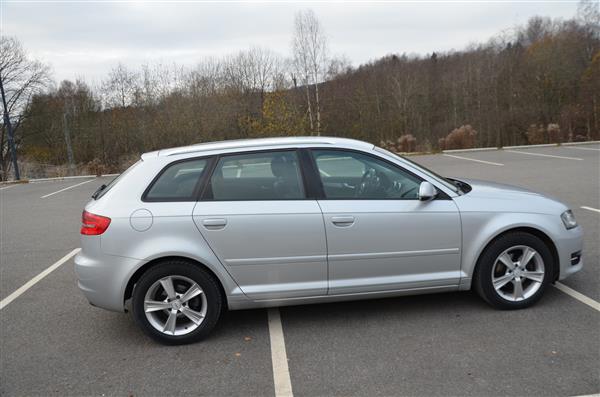 Grote foto audi a3 1.6 tdi attraction auto audi