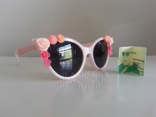 Grote foto revive roses cateye in light pink. kleding dames sieraden