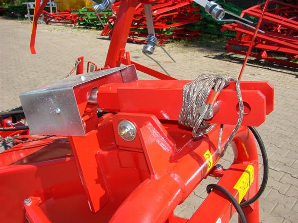 Grote foto kraffter schudder hooikeerder 5.2m 4 rotors agrarisch mechanisatie