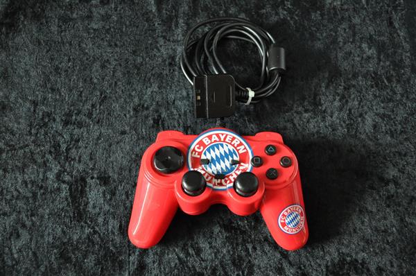 Grote foto playstation 2 controller fc bayern munchen big ben spelcomputers games overige
