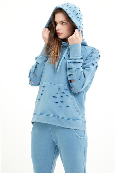 Grote foto nirora hoodie met gescheurde details 21360 blauw kleding dames truien en vesten