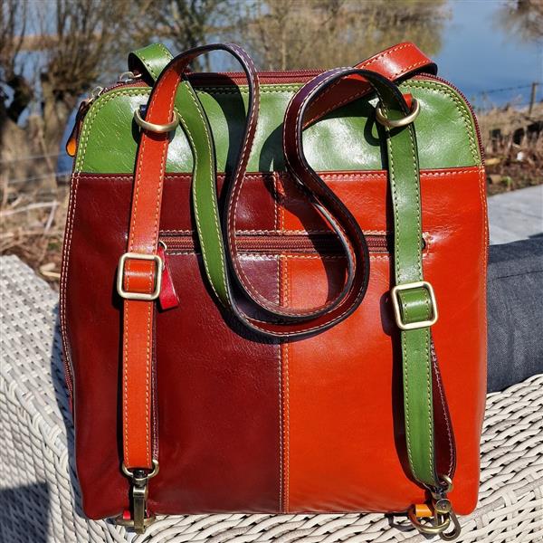 Grote foto marloes italiaans leren rugtas groot colour blocking met productiefoutje sieraden tassen en uiterlijk rugtassen