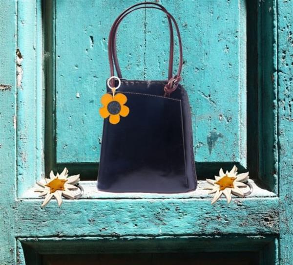 Grote foto donna leren rugtas schoudertas donkerblauw sieraden tassen en uiterlijk rugtassen
