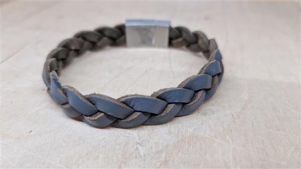 Grote foto thomss no. 15 leren herenarmband stoer gevlochten grijs bruin 21 cm sieraden tassen en uiterlijk armbanden voor haar