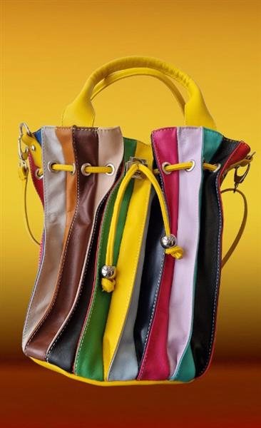 Grote foto cirilla vrolijk gekleurde damestas van echt leer made in italy sieraden tassen en uiterlijk damestassen