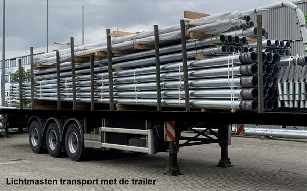 Grote foto polygonale heavy duty stalen highmast lichtmast 30m1 met voetplaat en wielkroon zakelijke goederen overige zakelijke goederen