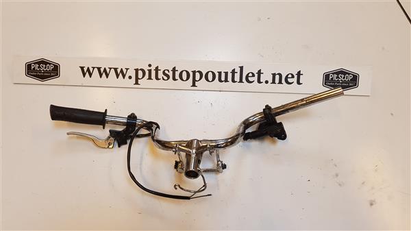 Grote foto stuur fietsen en brommers scooters