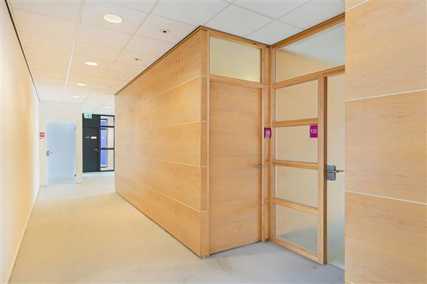 Grote foto te huur kantoorruimte linie 604 622 apeldoorn huizen en kamers bedrijfspanden