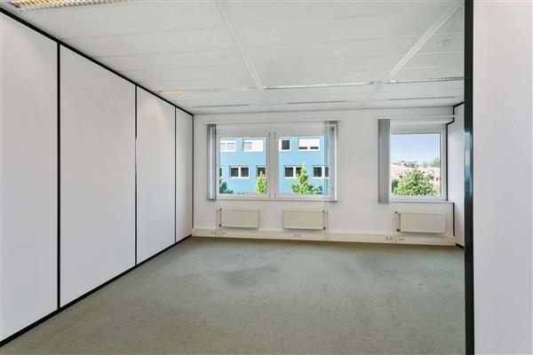 Grote foto te huur kantoorruimte linie 580 596 apeldoorn huizen en kamers bedrijfspanden