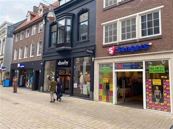 Grote foto te huur winkelpand heuvelstraat 93 tilburg huizen en kamers bedrijfspanden