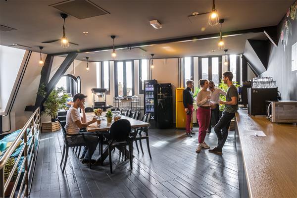 Grote foto te huur kantoorruimte nieuwezijds voorburgwal 2 amsterdam huizen en kamers bedrijfspanden