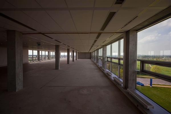 Grote foto te huur werkplekken snellius 1 heerlen huizen en kamers bedrijfspanden