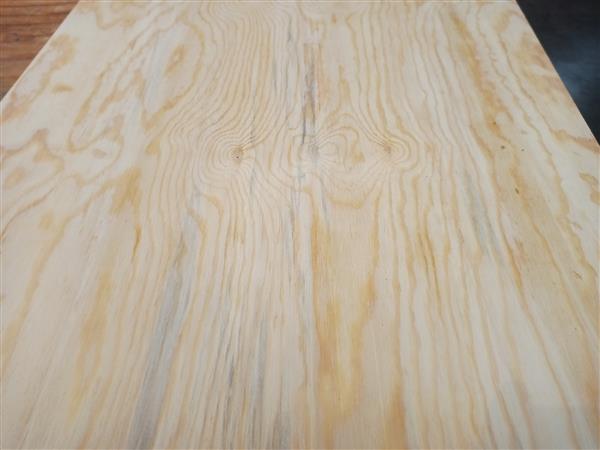 Grote foto 18 mm underlayment plaat 59x242 cm radiata pine doe het zelf en verbouw hout en planken