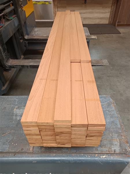 Grote foto 25x80mm sapeli mahonie 240cm doe het zelf en verbouw hout en planken