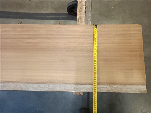 Grote foto 61 mm iroko schaaldeel w29 250cm 38 40 39cm doe het zelf en verbouw hout en planken