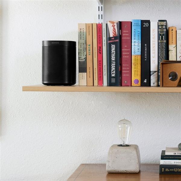 Grote foto sonos one draadloze speaker kleur wit audio tv en foto luidsprekers