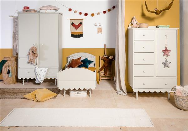 Grote foto babykamer babushka olive ledikant kledingkast en commode kinderen en baby complete kinderkamers