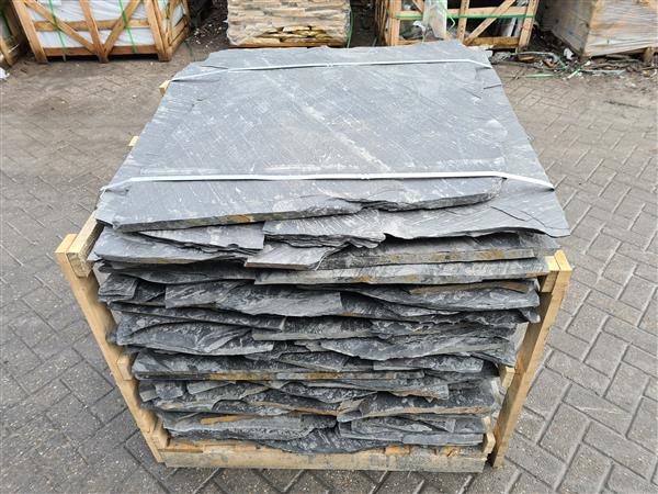 Grote foto zwarte leisteen flagstones voor tuin direct leverbaar tuin en terras tegels en terrasdelen