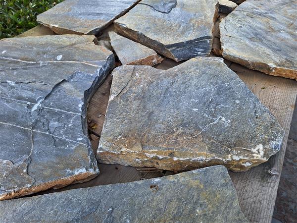 Grote foto flagstones natuursteen breukruw tuin en terras tegels en terrasdelen