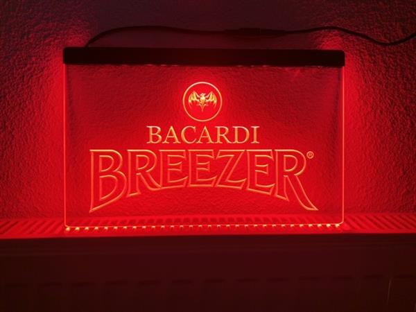 Grote foto bacardi breezer neon bord lamp led cafe verlichting reclame lichtbak rood huis en inrichting overige