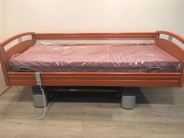 Grote foto fmb 52 elektrisch hoog laag thuiszorgbed diversen overige diversen