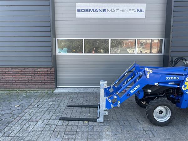 Grote foto combi palletdrager palletvork 750 kg verstelbaar voor 3 punt en voorlader solis farmtrac agrarisch tractor toebehoren