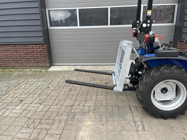 Grote foto combi palletdrager palletvork 750 kg verstelbaar voor 3 punt en voorlader solis farmtrac agrarisch tractor toebehoren