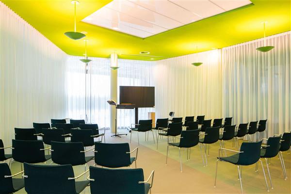 Grote foto te huur kantoorruimte dr. hub van doorneweg 195 tilburg huizen en kamers bedrijfspanden
