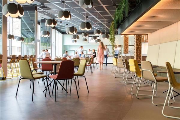 Grote foto te huur kantoorruimte dr. hub van doorneweg 195 tilburg huizen en kamers bedrijfspanden