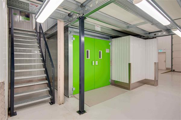 Grote foto te huur self storage ringbaan oost 152 tilburg huizen en kamers bedrijfspanden