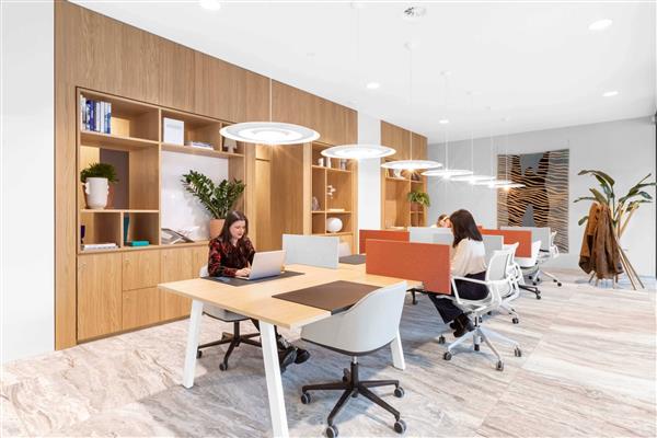 Grote foto te huur werkplekken grote bickersstraat 74 78 amsterdam huizen en kamers bedrijfspanden