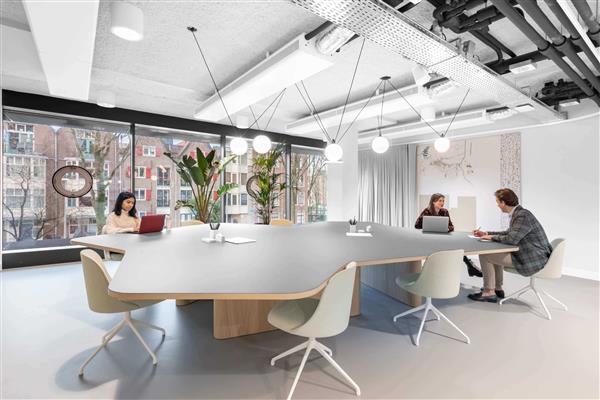 Grote foto te huur werkplekken grote bickersstraat 74 78 amsterdam huizen en kamers bedrijfspanden