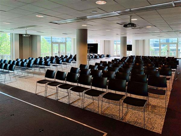 Grote foto te huur kantoorruimte stationsplein 45 rotterdam huizen en kamers bedrijfspanden