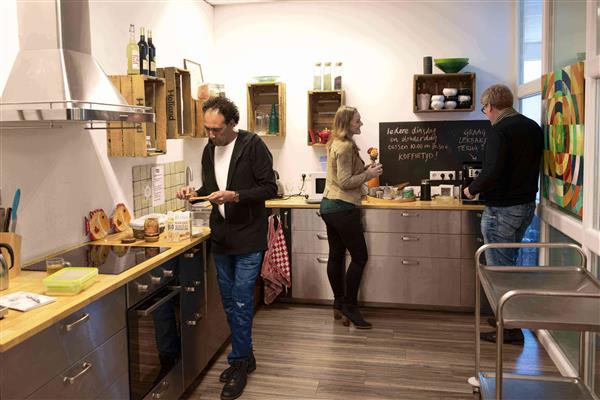 Grote foto te huur bedrijfspand waarderweg 19 haarlem huizen en kamers bedrijfspanden