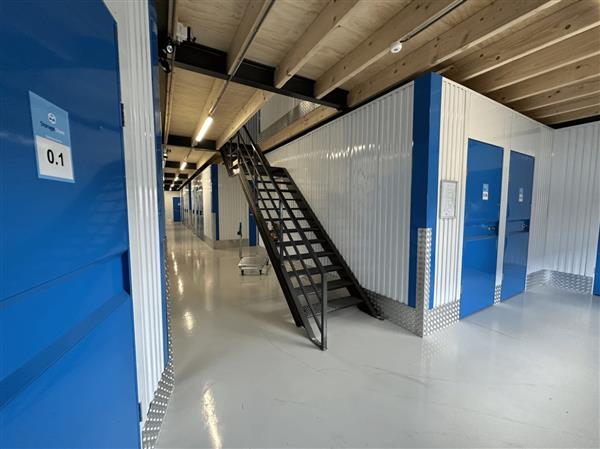 Grote foto te huur self storage breukelaarweg 17 varsseveld huizen en kamers bedrijfspanden