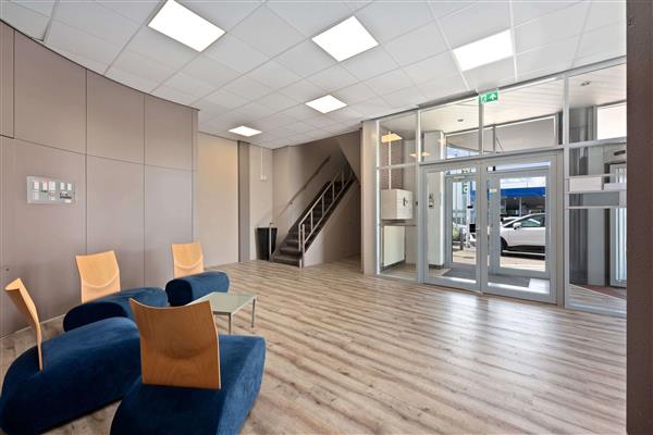 Grote foto te huur werkplekken kamerlingh onnesweg 10 barendrecht huizen en kamers bedrijfspanden