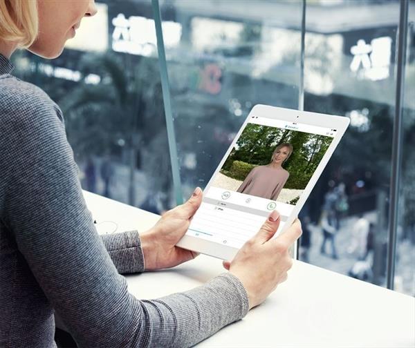 Grote foto doorbird ip intercom d21dkv rvs 2va display en codepaneel doorbird ip intercom d21dkv rvs v2a audio tv en foto professionele video apparatuur