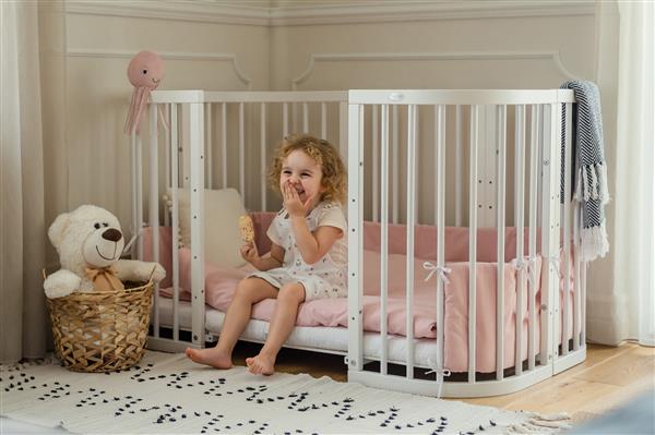 Grote foto multifunctioneel 7 in 1 babybed peuterbed wit incl. matras wit kinderen en baby complete kinderkamers