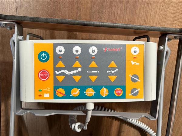 Grote foto wissner bosserhoff linet eleganza 44b 001 elektrisch hoog laag thuiszorg bed diversen overige diversen