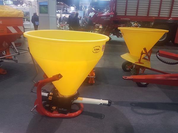 Grote foto agrex strooier 2000 liter full optie uit voorraad leverbaar agrarisch kunstmestrooiers