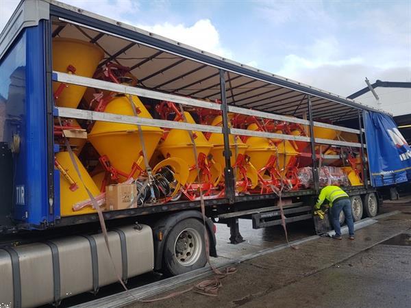 Grote foto agrex strooier 2000 liter full optie uit voorraad leverbaar agrarisch kunstmestrooiers